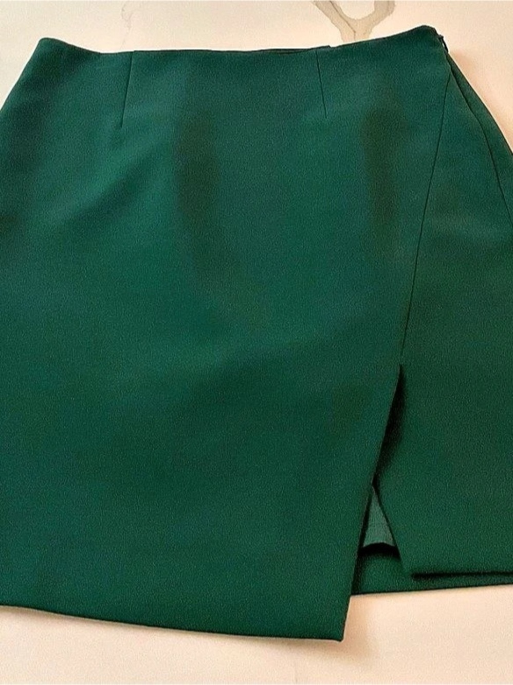 White House Black Market Green Pleated Mini Skirt